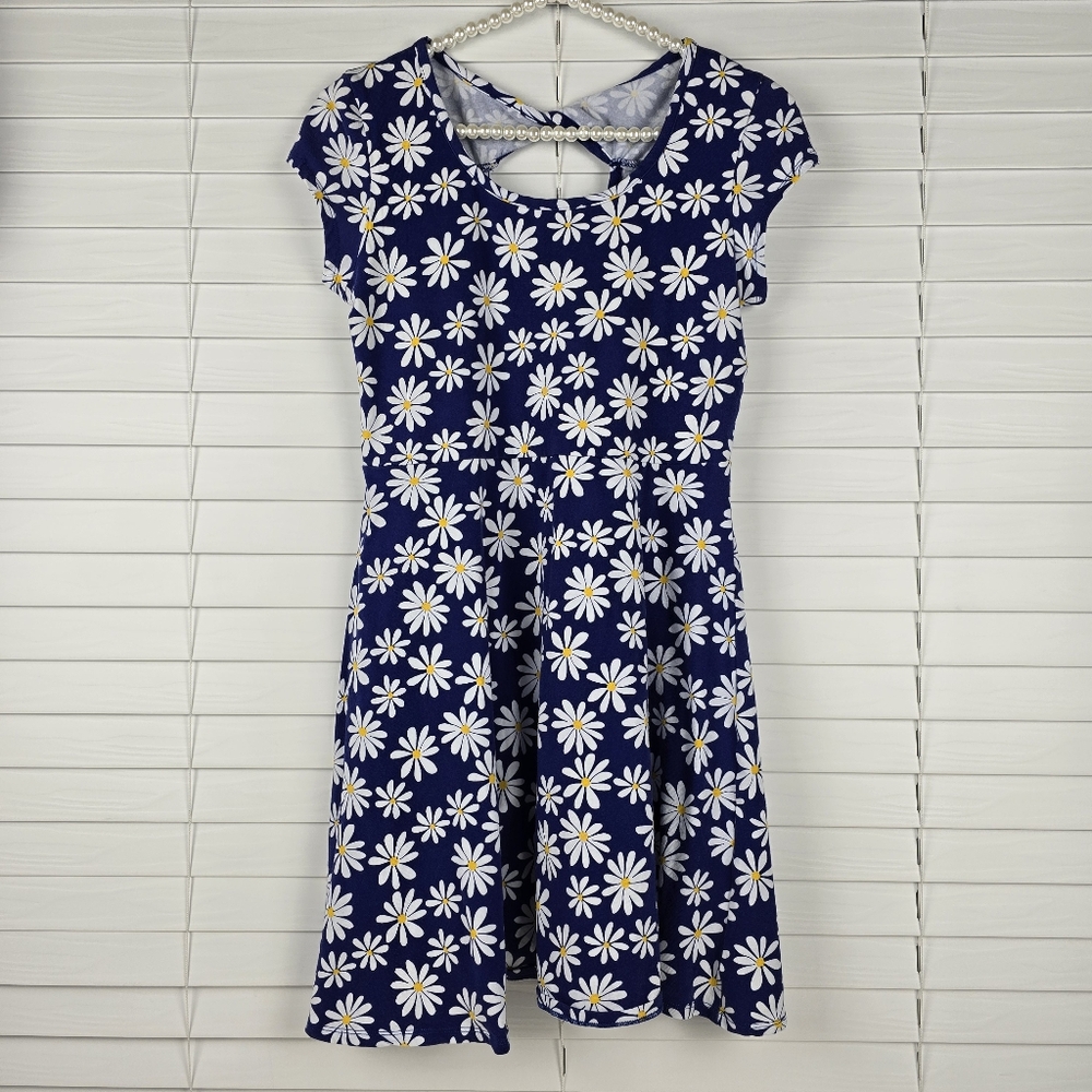 Joe B Jersey Dress with Daisy Print